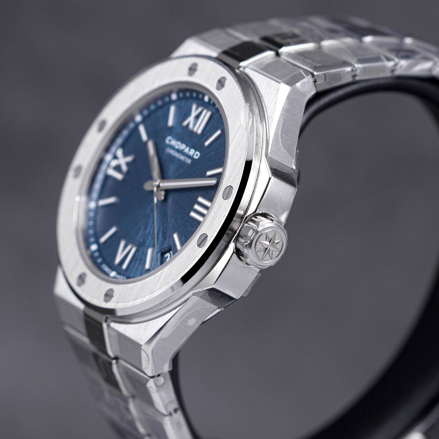 ALPINE EAGLE LARGE BLUE DIAL (2023)